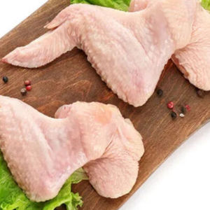 Viande de poulet entière congelée de qualité supérieure certifiée Halal, adaptée aux industries agroalimentaires, de la restauration et aux marchés de détail - Product Image 2