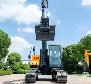 Excavatrice sur chenilles de niveau 4 HX155L, durable, 15 tonnes, avec moteur, PLC, boîte de vitesses et roulements - Product Image 4