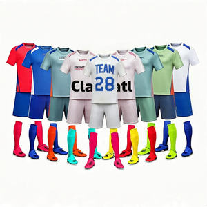 Conjunto de camiseta de fútbol de club con logotipo personalizado con detalles personalizados para el uniforme de fútbol versátil Ultimate Team Spirit y Unity 2025 - Product Image 6