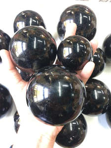 Sphère de tourmaline noire naturelle polie en gros artisanat de pierre semi-précieuse pour la guérison à domicile amour décoratif Feng Shui - Product Image 5