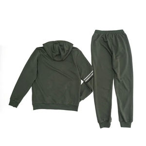 Chándal con capucha Conjuntos de chándal para hombre Conjunto de ropa para mujer Logotipo personalizado de alta calidad Trajes de dos piezas Color sólido para hombres - Product Image 2