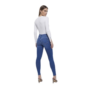 Pantalones Vaqueros de mujer de calidad de marca superior precio barato y al por mayor pantalones vaqueros de cintura media ajustados lavados de color sólido - Product Image 3