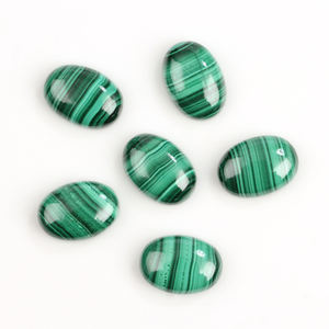 Vente chaude 8x10mm Naturel Vert Malachite Flatback Cabochon Haute Qualité Lâche Forme Ovale Quartz pour la Fabrication de Bijoux En Gros - Product Image 2