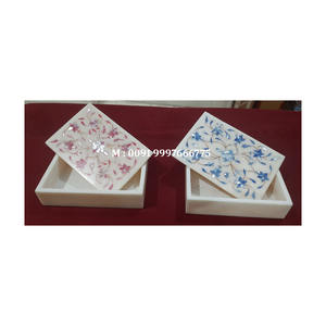 Hermosa Caja de Joyería Rectangular con Incrustaciones de Nácar Azul y Rosa sobre Mármol Blanco Natural, Ideal para Regalo de Acción de Gracias - Product Image 1