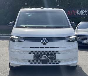 Volkswagen <span class=keywords><strong>Multivan</strong></span> T7 eHybrid 2023 de 7 plazas, MPV premium para pasajeros, en buen estado. |   Volante a la Izquierda |   Bajo kilometraje |   Exportación a todo el mundo - Product Image 3