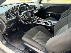 Prezzo basso, Dodge Challenger GT del 2022, auto usata in vendita. - Product Image 3