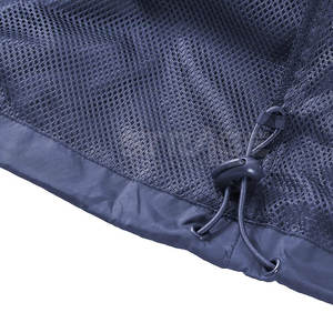 Veste d'hiver imperméable pour homme en toile et cuir légère avec fermeture éclair intégrale et logo frontal - Product Image 6