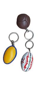 Derniers porte-clés créatifs Ballon de rugby Porte-clés en caoutchouc Crochet pour clés-sacs et kit - Product Image 2