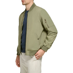 Blouson aviateur personnalisé pour hommes, veste matelassée Softshell, vêtements d'extérieur durables pour la randonnée, les voyages et un usage quotidien - Product Image 4
