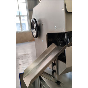 Nouvelle machine à clipser les saucisses automatique en acier inoxydable 304 de qualité supérieure avec une capacité de 120 fois/<span class=keywords><strong>minute</strong></span> pour les usines de transformation de viande - Product Image 6