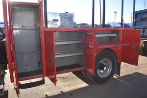 Camion de transport routier entièrement équipé, camion d'occasion de classe 7, camion de mécanicien poids lourd conçu pour l'entretien sur site - Product Image 2