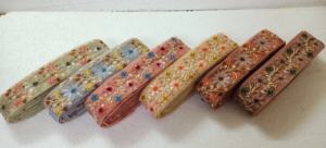 Bordado floral hecho a medida en seis formas de color en diseños florales para vestidos de mujer en 1,5 pulgadas de ancho y para reventa. - Product Image 4