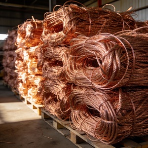 Déchets de fil de cuivre de haute qualité, cuivre pur à 99,9 %, qualité d'exportation, emballés pour chargement en vrac - Product Image 3