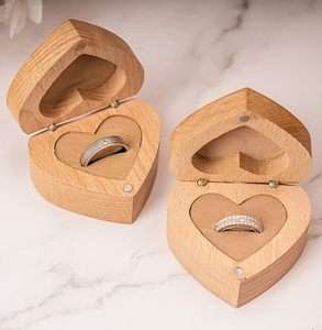 Boîte à bagues recyclable Gravure de logo personnalisé Propositions de fiançailles en bois rustique Boîtes à bijoux en papier uniques - Product Image 2