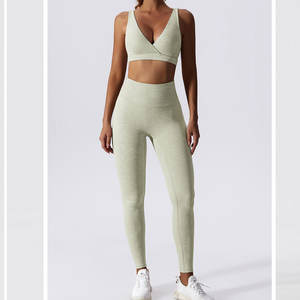 ชุดเลกกิ้งยกก้นและสปอร์ตเซ็กซี่สำหรับผู้หญิงเสื้อผ้าโยคะออกกำลังกายไร้รอยต่อปิดเอวยางยืดปรับแต่งโลโก้ได้ตามต้องการ - Product Image 6