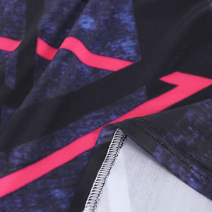 Bonne qualité vente chaude sublimation t-shirts 100% polyester logo personnalisé chemises unies style sportif sublimation t-shirts - Product Image 4