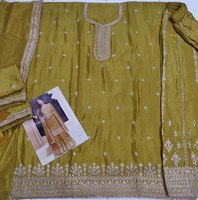 Lehenga Choli trois pièces pour femme, style actrice de série télévisée, en soie Chinon lourde la plus belle, avec travail de sequins, pour soirée
