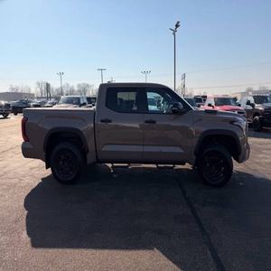 Toyota Tundra TRD Pro HV 2025 USADO EN EXCELENTES CONDICIONES - Product Image 2