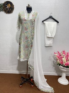 Haut et pantalon en georgette à impression numérique de style traditionnel pour femmes avec tenue de fête Dupatta pour des occasions spéciales - Product Image 4