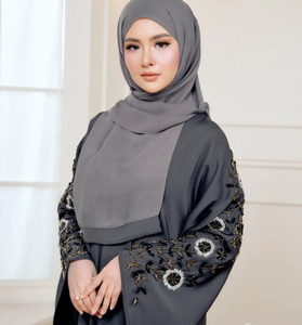 Elegante Ropa Musulmana para Mujer 2026 con Hermoso Diseño de Abaya con Cuentas Hechas a Mano para Eid y Ocasiones Especiales 2026 - Product Image 4