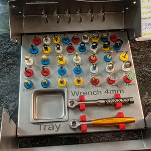 Kit de Chirurgie Dentaire Intensive pour Implants 39 Pièces Ensemble Complet pour Implantologie Greffe Osseuse et Instruments Chirurgicaux de Précision - Product Image 1