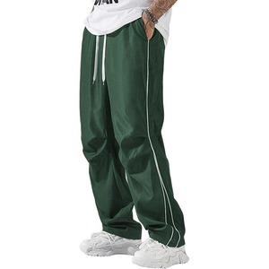 Streetwear pour hommes, pantalon de survêtement en nylon violet style Hip Pop empilé avec impression de logo personnalisé, taille moyenne, coupe ample, fermeture à cordon de serrage - Product Image 1