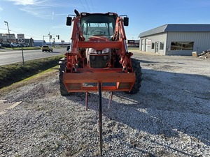 PROVEEDOR DE KUBOTA M5 Serie M5-091 4WD 2024 con transmisión E/HYD de 12 velocidades, asiento de instructor en cabina, kit de aire acondicionado. Listo para la venta y entrega. - Product Image 6