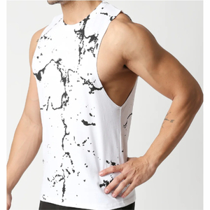 Camiseta sin mangas de entrenamiento personalizada por sublimación para hombre, perfecta para sesiones al aire libre, algodón duradero de alta demanda y bajo precio - Product Image 3