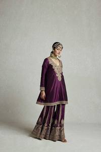 ชุดแต่งกายสำหรับงานแต่งงานและงานปาร์ตี้สำหรับผู้หญิงลายปากีสถานสีม่วง - Product Image 4