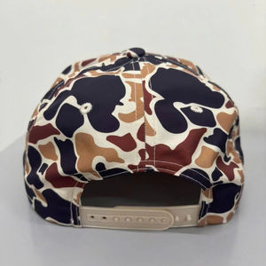Casquettes de baseball de camouflage de chasse réglables, logo personnalisé en relief, patch en cuir, casquettes de baseball de camouflage en gros au Vietnam - Product Image 3