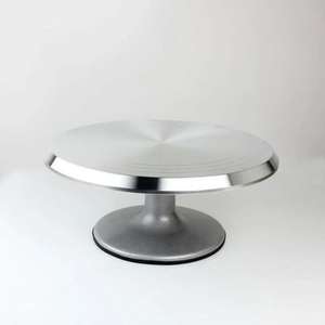แท่นวางเค้กโลหะหรูหราพร้อมพื้นกันลื่นที่ออกแบบมาสำหรับการจัดวางอย่างปลอดภัยบนพื้นผิวต่างๆสำหรับเค้กอลูมิเนียม - Product Image 5