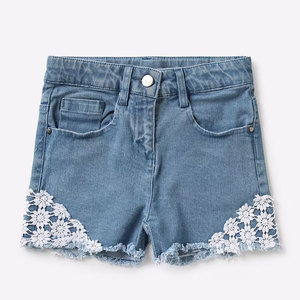 Pantalones cortos vaqueros bordados informales para mujer con estampado destruido Pantalones vaqueros transpirables a precio de venta al por mayor - Product Image 4