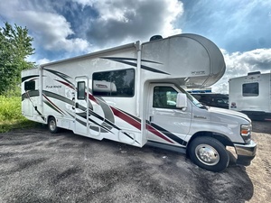OFERTA: Caravana Usada T-h-o-r F-o-u-r W-i-n-d-s 31W-V 2022, Remolque de Viaje, Casa Rodante, RV - Product Image 2