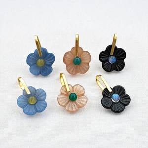 Piedra preciosa flor tallada doble piedra colgante 14mm tamaño piedra preciosa 925 Plata chapado en oro bucle giratorio encantos hechos a mano mayoristas - Product Image 1