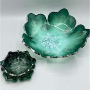 Hermoso tazón de resina epoxi con diseño de ola oceánica perfecto para sala de estar y comedor temáticos costeros - Product Image 3