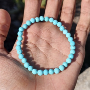 8mm Blue Turquoise Stone Beads Handmade Luxury Silver Plated Adjustable Elastic Line Bracelets Classic Fashion Jewelry Women <b>Men</b> - Product Image 1