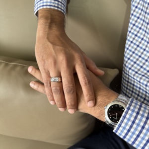 Elegante bisel ajuste Esmeralda corte laboratorio crecido diamante anillo Unisex 2,01 CTW 14K/18K oro rodio plateado moda a granel al por mayor - Product Image 4