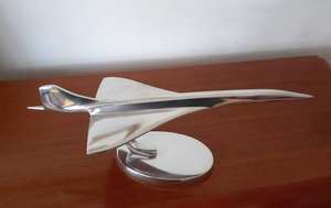 Exhibición Decorativa de Aluminio Hecha a Mano y Personalizada, Avión para Decoración del Hogar, el Mejor Acabado - Product Image 4