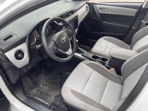 รถยนต์โตโยต้า โคโรลล่า LE ปี 2017 แบบซีดาน 4 ประตู พวงมาลัยซ้าย สภาพใช้งานมาแล้ว - Product Image 3