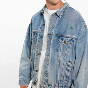 Customized Solid Color <b>Denim</b> Jacket For Men With Logo Breathable Lightweight Casual Jeans Jacket High Quality <b>Material</b> - Product Image 3