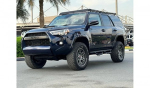 Usado, Eléctrico, para 4Runner RWD SUV con Neumáticos R18, Asientos de Cuero, Interior Claro - Product Image 3