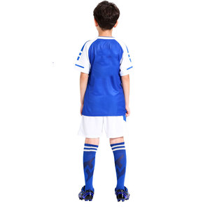 ชุดกีฬาสำหรับผู้ชายชุดเล่นฟุตบอลผ้าโพลีเอสเตอร์100% - Product Image 2