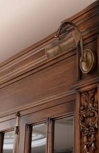 Gabinete antiguo de madera maciza de caoba. Gabinete de exhibición de sala de estar tallado a mano de lujo Sala de estar de madera Wardobe - Product Image 2