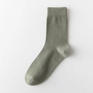 Xiangyi personnalisé 2025 Chic mi équipage chaussettes Anti-boulochage coton maille respirant mince printemps été affaires robe chaussette enfant en bas âge - Product Image 4