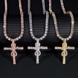 Pendentif en moissanite en forme de nœud glacé, couleur D VVS, argent 925 plaqué or rose, bijoux religieux de luxe, micro pavé, vente en gros - Product Image 5