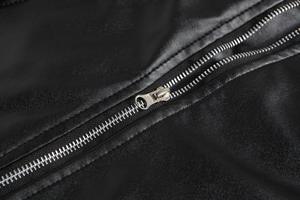 2025 dernière coupe ajustée veste en cuir PU moto mode manteau à manches longues avec col montant vestes pour hommes - Product Image 3