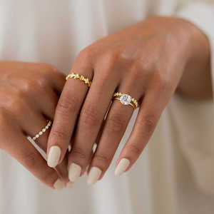 Anillo de Compromiso de Plata 925 con Moissanita Solitario de Corte Redondo Color D, Elegante y Lujoso Anillo de Bodas - Product Image 5