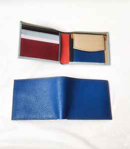 กระเป๋าสตางค์หนังแท้สำหรับผู้ชายลายม้าบ้ามีช่องใส่บัตรของขวัญแบบเต็มรูปแบบมีโลโก้ตามสั่ง - Product Image 3