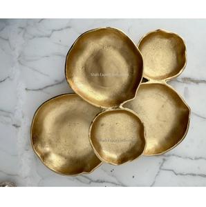 Bol de service alimentaire élégant Zodax couleur or à 9 compartiments plateau en métal vaisselle de mariage bols de service alimentaire en grappe - Product Image 2