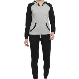 Mejor Precio Slim Fit Mujeres Impreso Chándal Totalmente Personalizado Nuevo Estilo Streetwear Venta al por mayor Adulto Tamaño Ropa de Invierno - Product Image 1